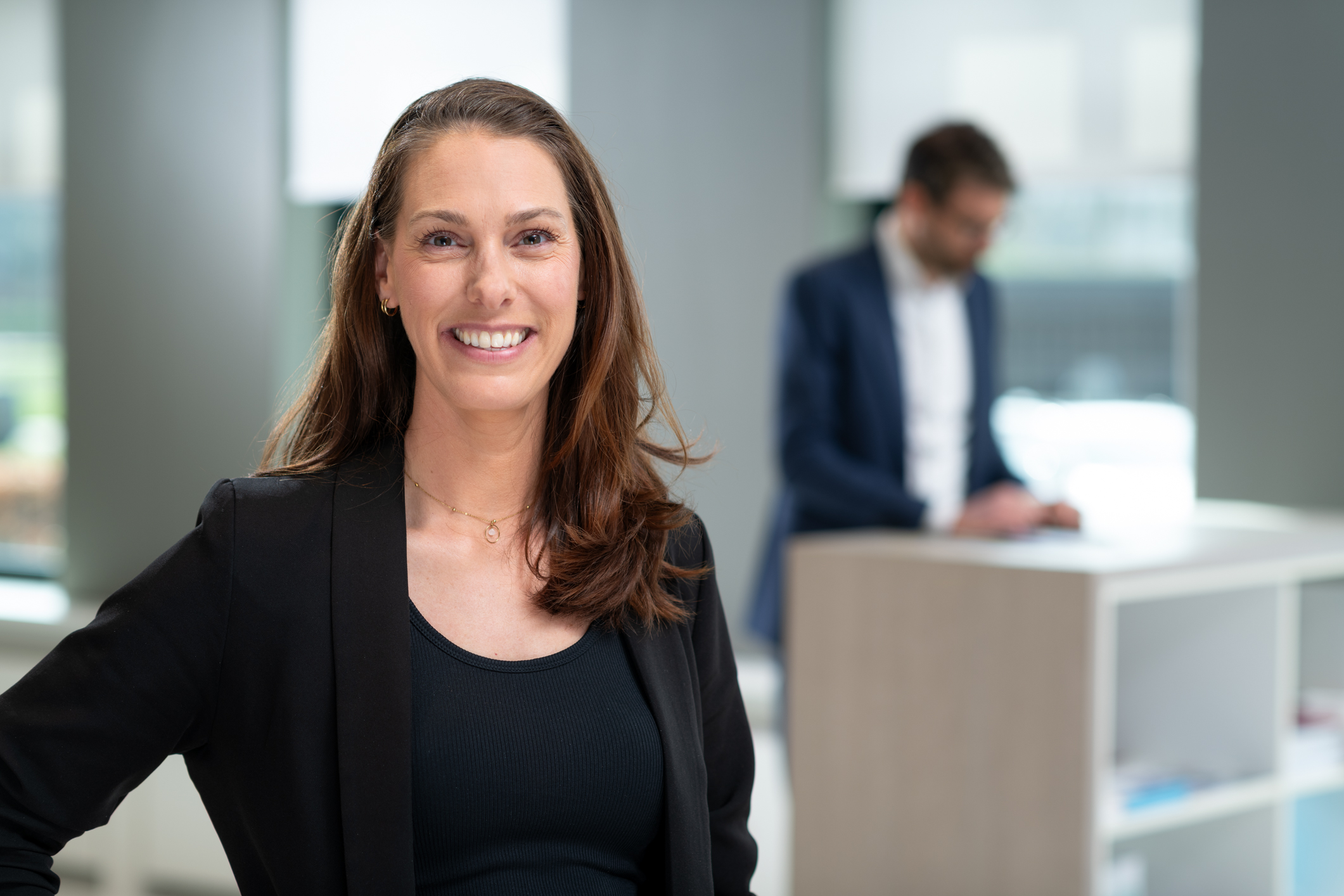 Collega's van VBK in de bibliotheek
